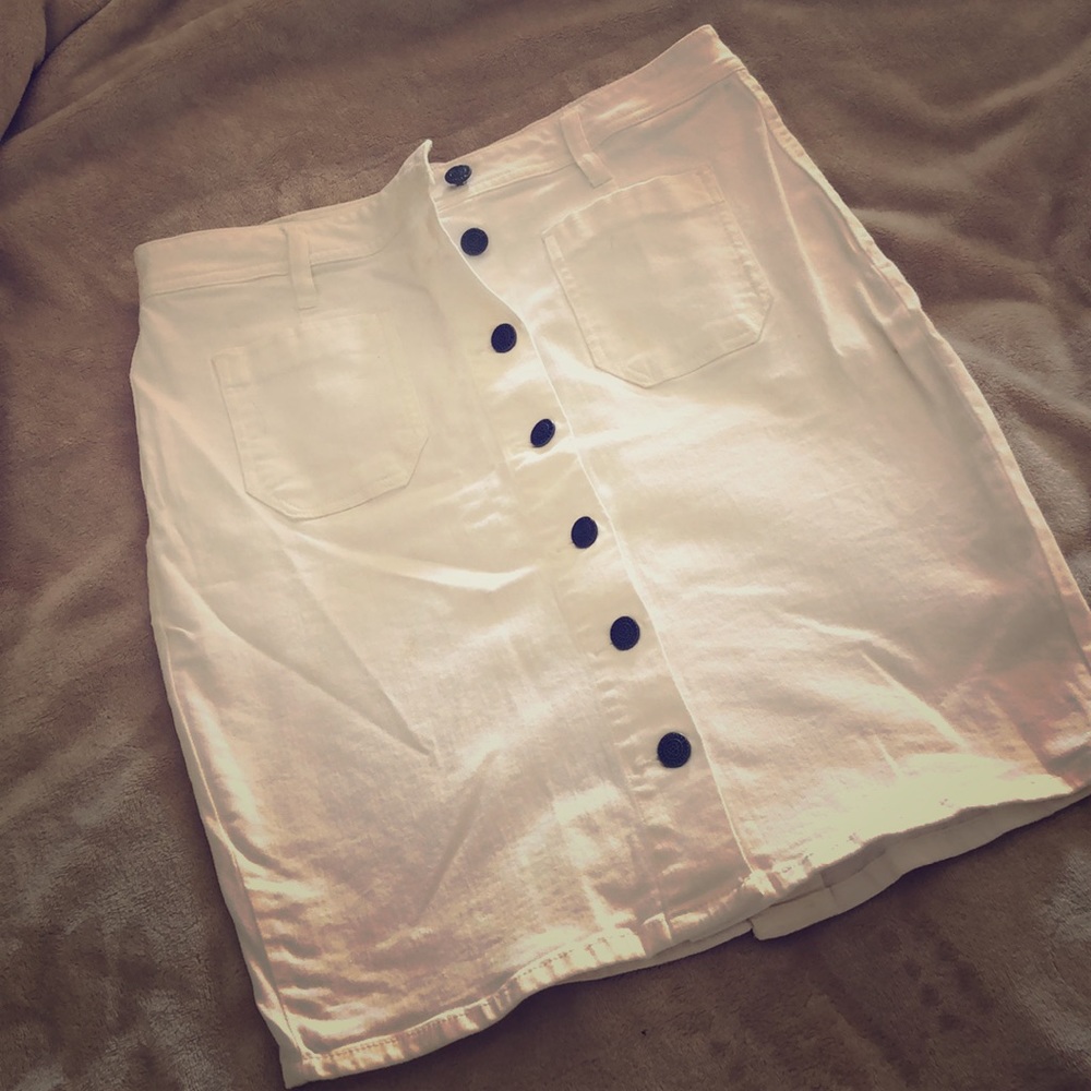 Kenneth Cole Reaction Pencil Skirt